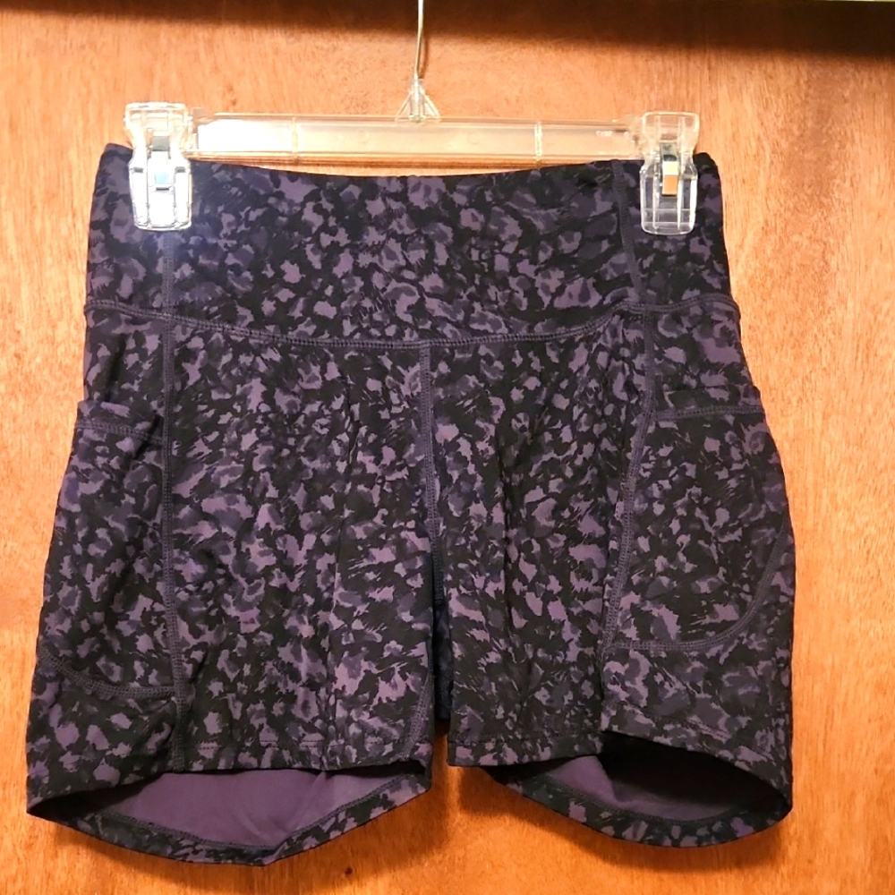 Women's Leopard Print Spandex Shorts Size SMALL 3 in Inseam